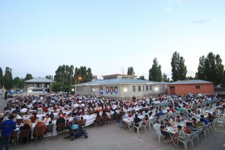 Mehmet Akif Ersoy Mahallesi’nde “kardeşlik Sofrası” Kuruldu G2