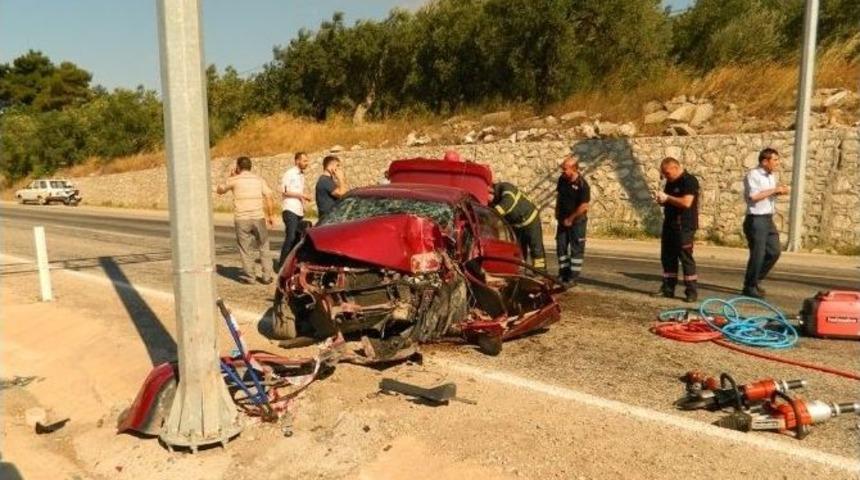 Anne Ve Askerden Yeni Gelen Oğlu Trafik Kazasından Hayatlarını Kaybettiler