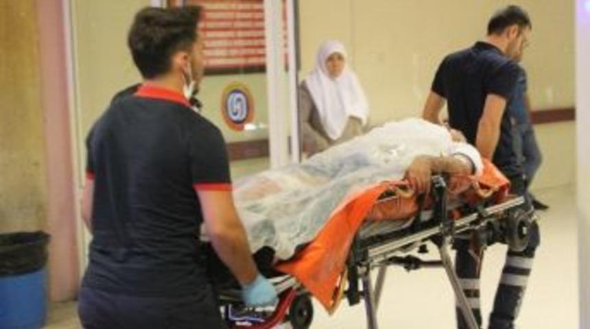 Eskişehir&rsquo;de &Ccedil;ıkan Silahlı Kavgada 1 Kişi Yaralandı