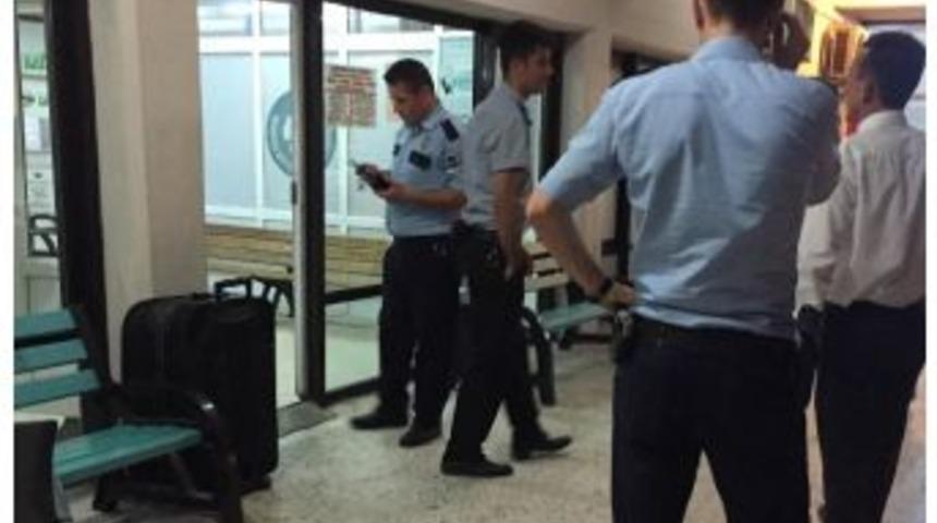 Akhisar Otogarında Ş&uuml;pheli Paket Paniği