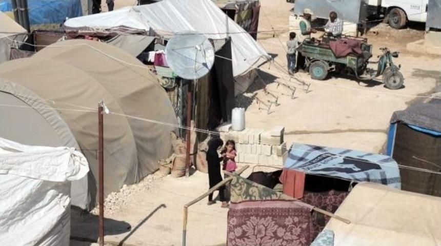 Suriyeliler Zor Şartlarda Bayrama Gidiyor