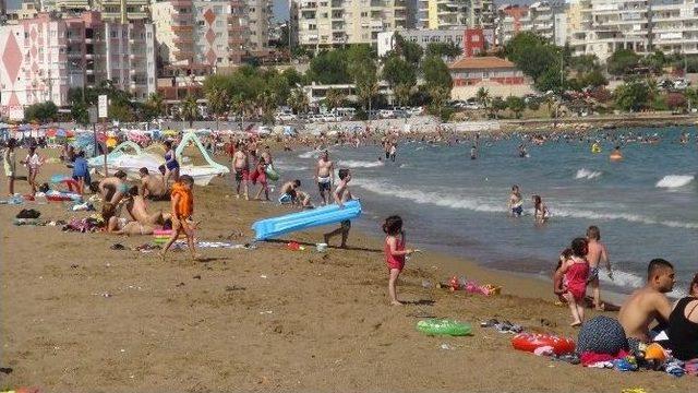 Sahillerde Bayram Yoğunluğu