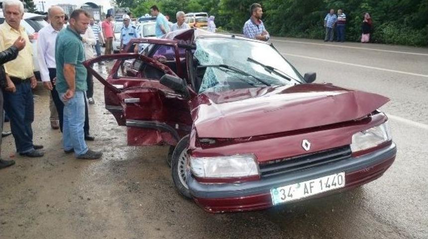 Fatsa&rsquo;da Trafik Kazası: 3 Yaralı