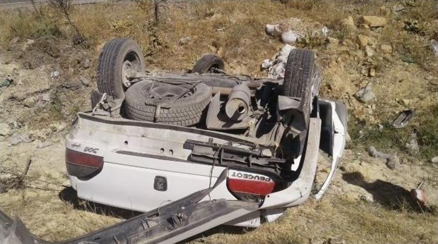 İki Kazada 4 Kişi Yaralandı