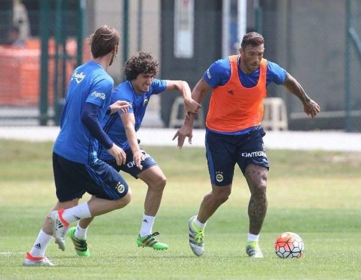 Fenerbahçe, Yeni Sezon Hazırlıklarını Sürdürüyor G2