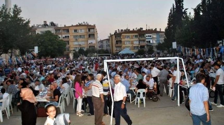 Ak Parti Aydın İl Teşkilatı Son İftar Programında Bir Araya Geldi