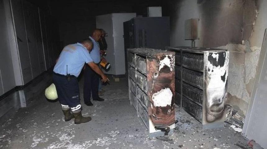 Mersin Stadyumu&rsquo;ndaki Yangın Korkuttu