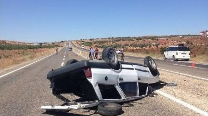 Yavuzeli&rsquo;de Trafik Kazası: 10 Yaralı