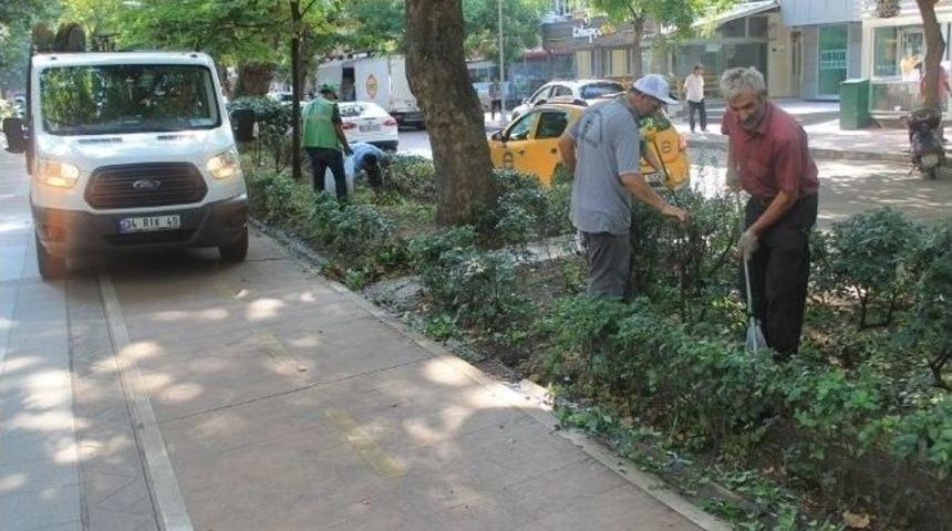 İzmit Y&uuml;r&uuml;y&uuml;ş Yolu Bayrama Hazır