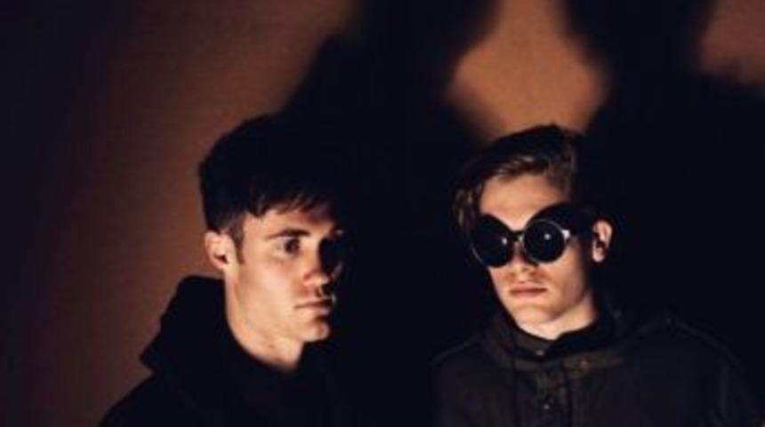 Bayram&rsquo;da &Ccedil;eşme&rsquo;de Elektronik M&uuml;zik Coşkusu