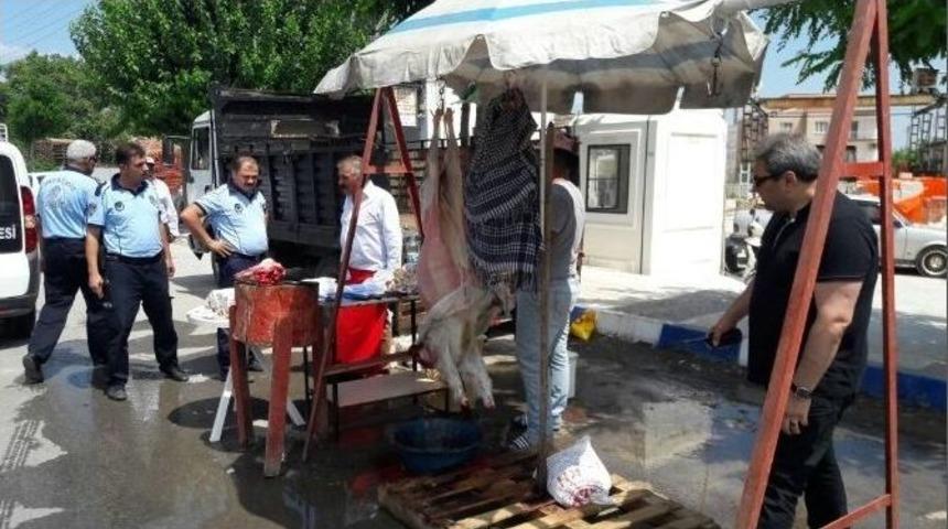 Zabıtadan Ka&ccedil;ak Et Operasyonu