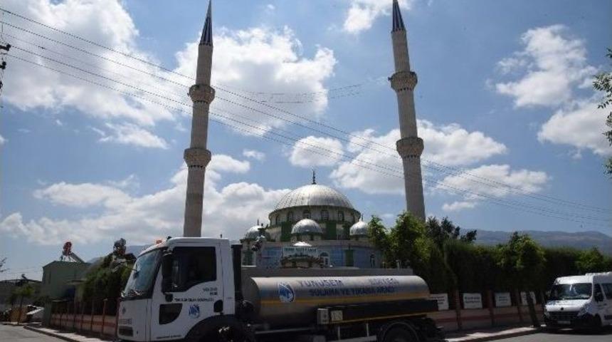 Yunusemre&rsquo;de Camiler Bayrama Hazır