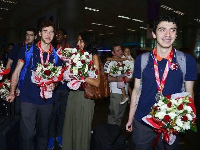 U17 Yıldız Erkek Basketbol Milli Takımı, Yurda Döndü