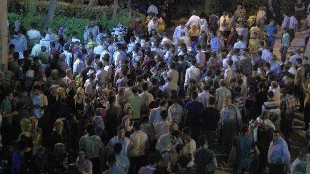 Ramazanın Son Gecesinde Şanlıurfa’da Bayram Hareketliliği