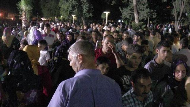 Ramazanın Son Gecesinde Şanlıurfa’da Bayram Hareketliliği