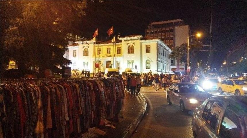 Atat&uuml;rk Caddesi Avm&rsquo;ye D&ouml;nd&uuml;