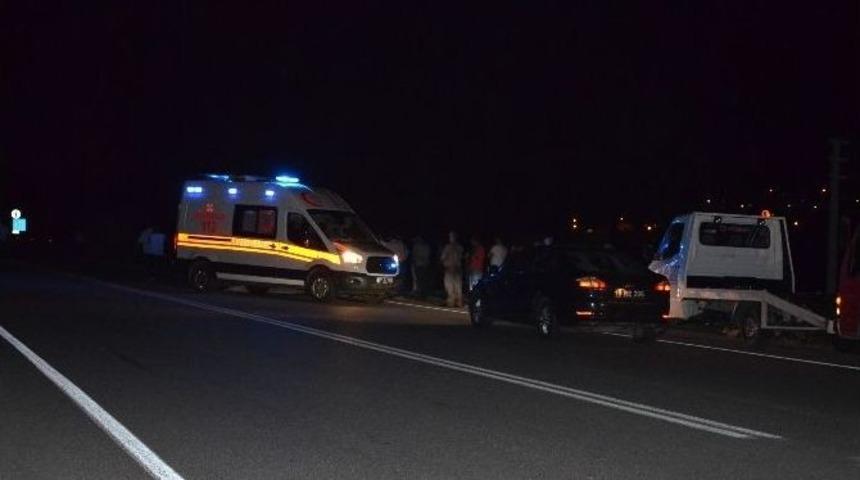 Camiden &Ccedil;ıktı, Karşıdan Karşıya Ge&ccedil;erken Hayatını Kaybetti