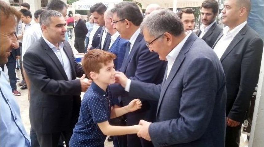 Zeytinburnu&rsquo;nda Bayramlaşma Geleneği Devam Etti