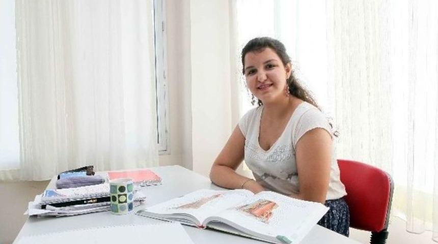 Handan&rsquo;ın Azmi &Ouml;rnek Oldu