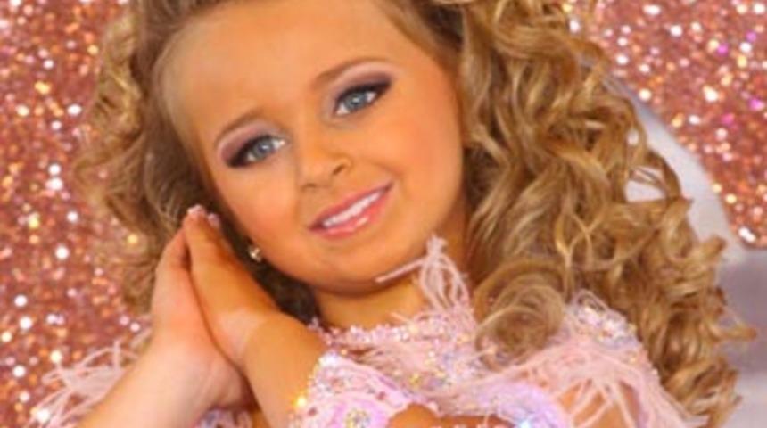 6 yaşındaki milyonerin şaşalı hayatı