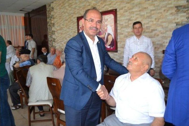 Bayramda Yaşlılar Unutulmadı G2