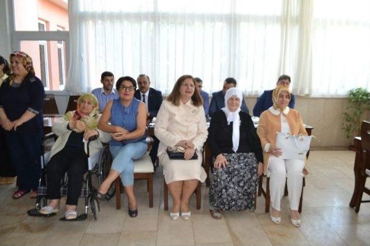 Bayramda Yaşlılar Unutulmadı G3