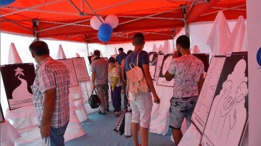 &Ccedil;anakkale&rsquo;de &Ccedil;izgilerle Hadis-i Şerif Sergisi