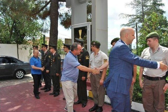 Hayrabolu’da Bayramlaşma Töreni Düzenlendi