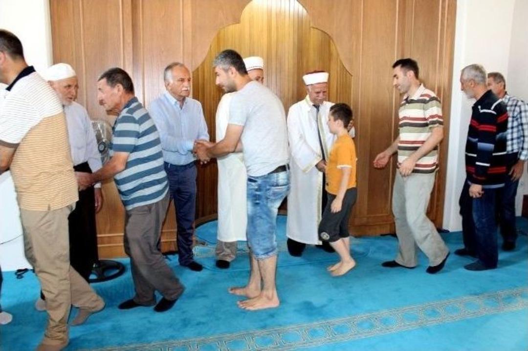 Başkan Karabağ Bayram Geleneğini S&uuml;rd&uuml;rd&uuml;