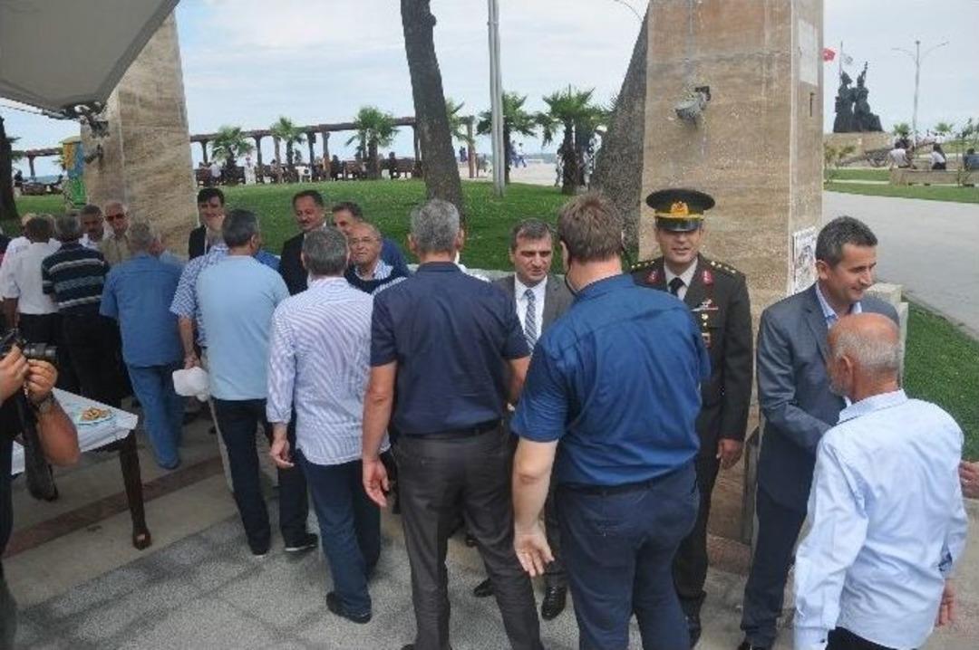 Ak&ccedil;akoca&rsquo;da Resmi Bayramlaşmaya İlgi B&uuml;y&uuml;k Oldu