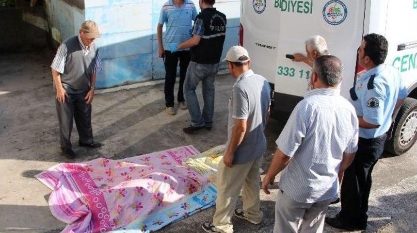 Balkondan D&uuml;şen Yaşlı Kadın Hayatını Kaybetti