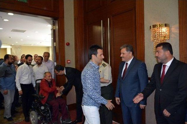 Bakan Bülent Tüfenkci, Malatya’da Resmi Bayramlaşma Törenine Katıldı