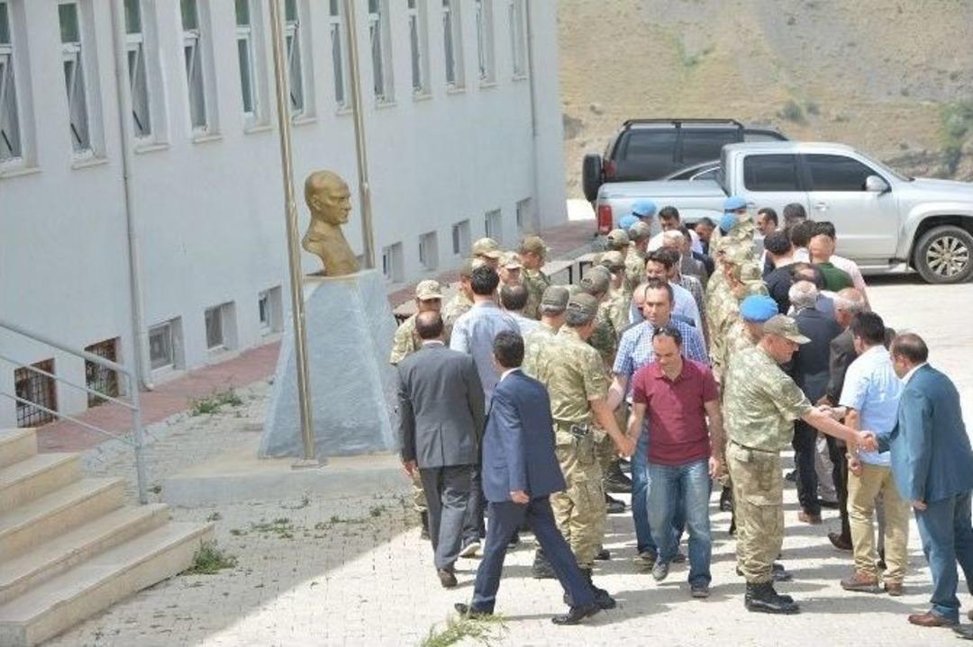 &Ccedil;atak&rsquo;ta Bayramlaşma T&ouml;reni