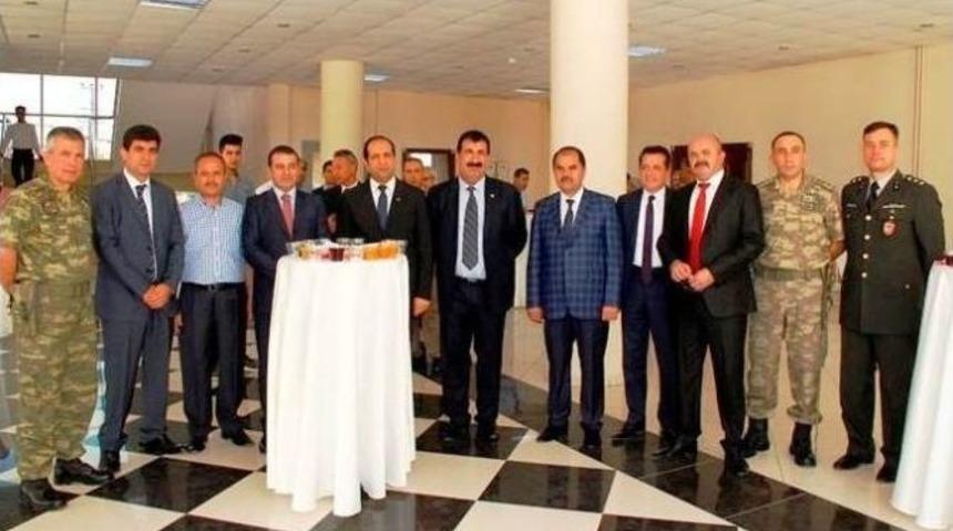 Erciş&rsquo;te Ramazan Bayramı Sevinci