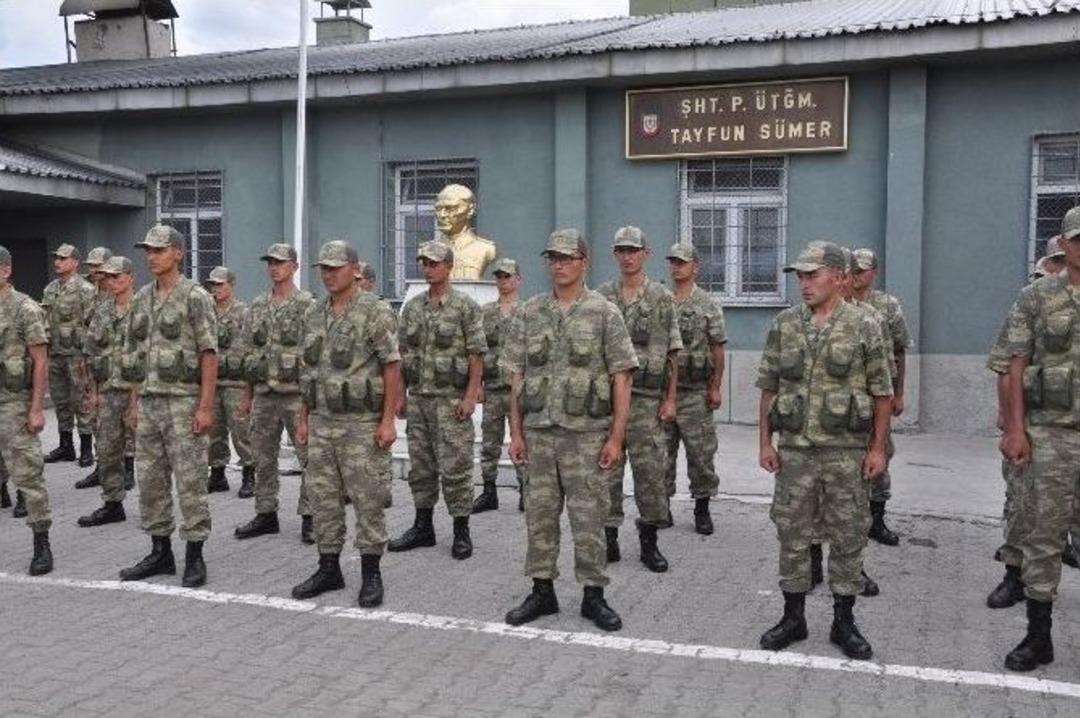 Mehmet&ccedil;ik T&uuml;rkiye-ermenistan Sınırında Bayramlaştı