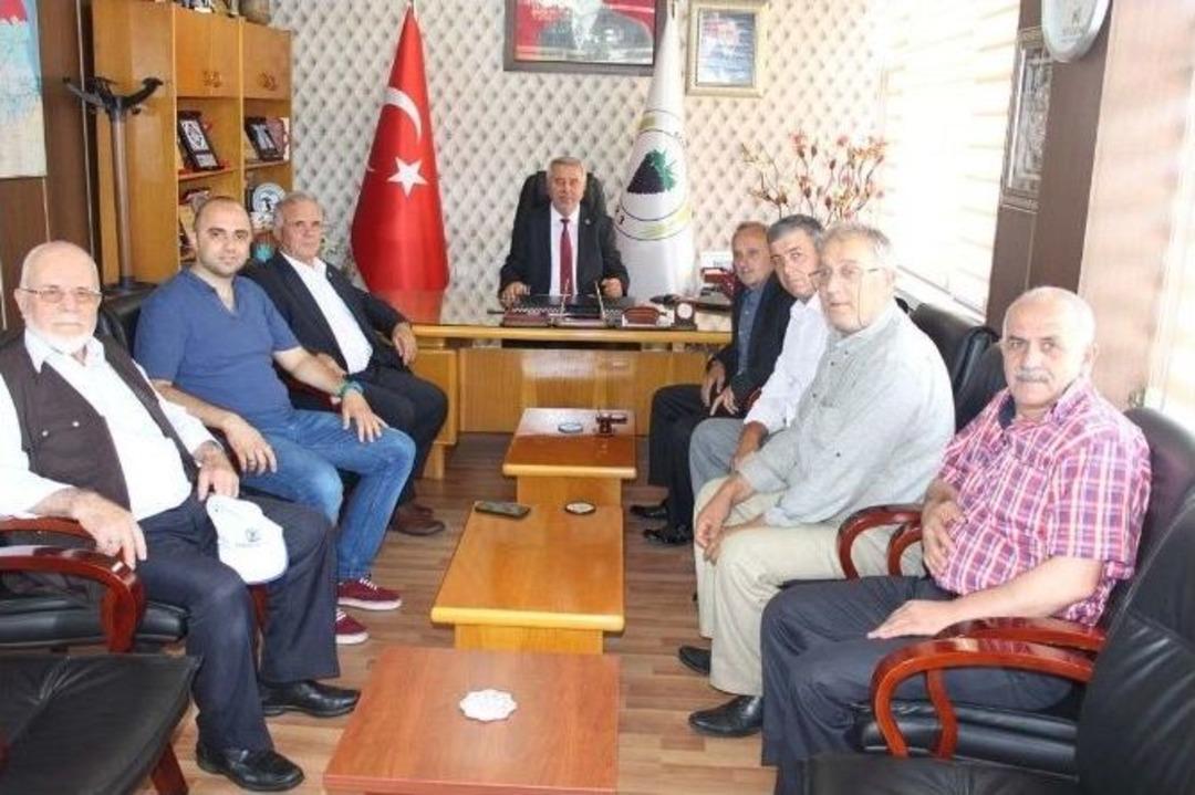 &Uuml;sk&uuml;p&rsquo;te Bayramlaşma