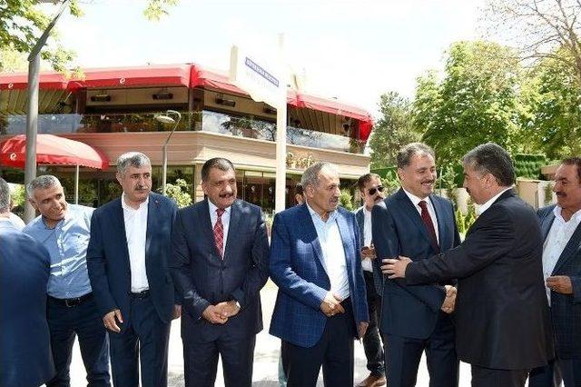 Bakan Tüfenkci Malatya’da Bayramlaşma Törenine Katıldı