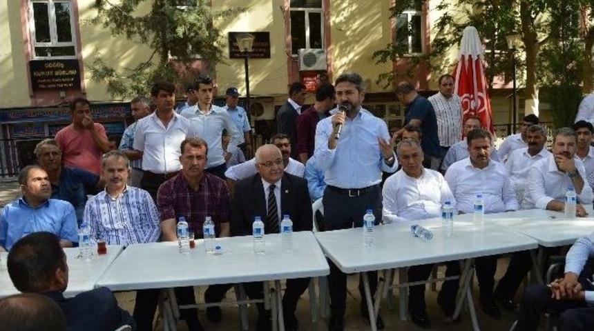 Besni&rsquo;de Protokol Bayramda Buluştu