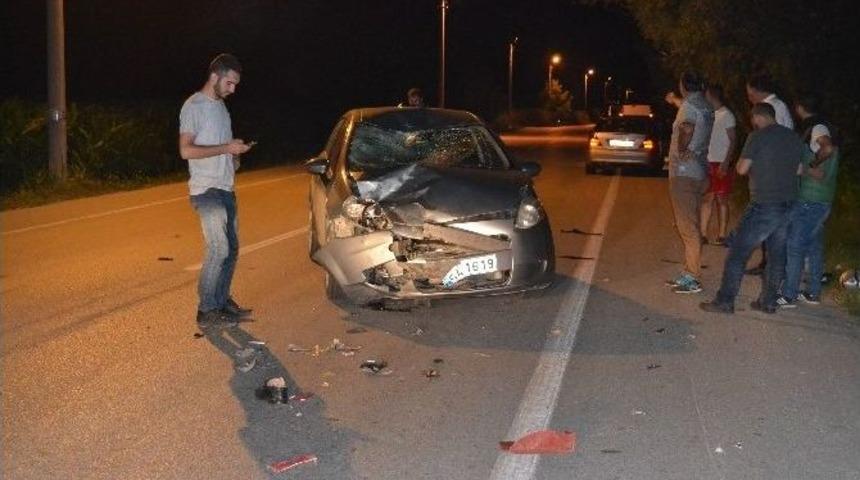 Otomobille Motosiklet Kafa Kafaya &Ccedil;arpıştı: 1 &Ouml;l&uuml;