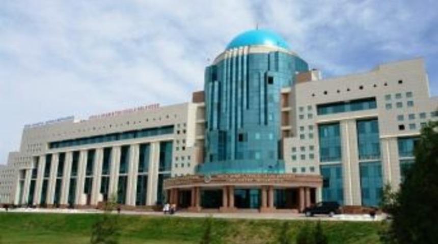 Kazakistan&rsquo;dan Ahmet Yesevi &Uuml;niversitesi Hastanesi&rsquo;ne 4 B&uuml;y&uuml;k &Ouml;d&uuml;l