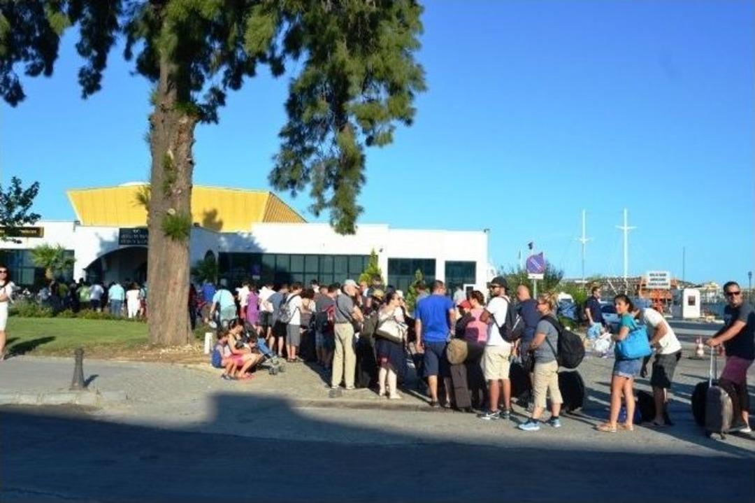 Midilli&rsquo;ye Bayram Akını