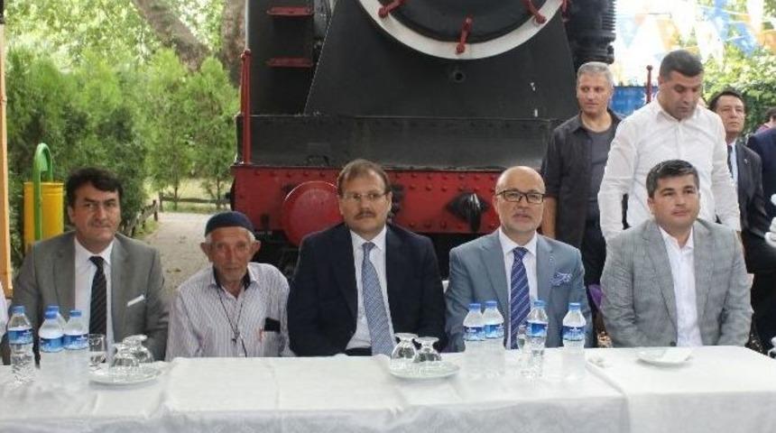 Ak Parti Osmangazi İl&ccedil;e Teşkilatı Bayramlaştı