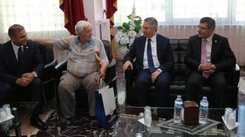 Başkan Yanılmaz&rsquo;dan Bayram Ziyaretleri