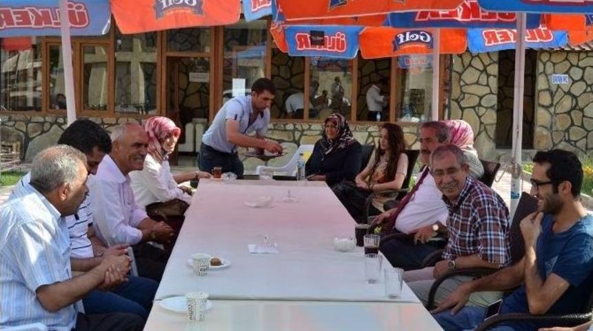 Başkan G&uuml;rsoy Vatandaşlarla Bayramlaştı