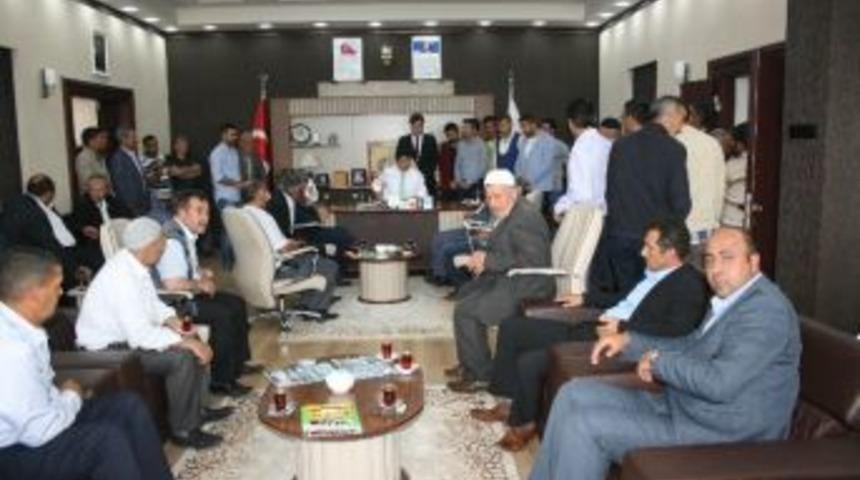 Başkan Sertoğlu, Vatandaşlarla Bayramlaştı