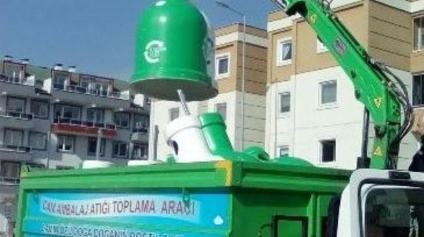 İzmit&rsquo;te Geri D&ouml;n&uuml;ş&uuml;m Ve Atık Toplama &Ccedil;alışmaları Devam Ediyor