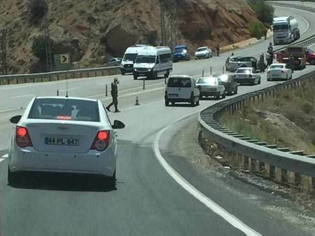 Malatya-gölbaşı Karayolunda İki Kaza: 1 Ölü, 12 Yaralı