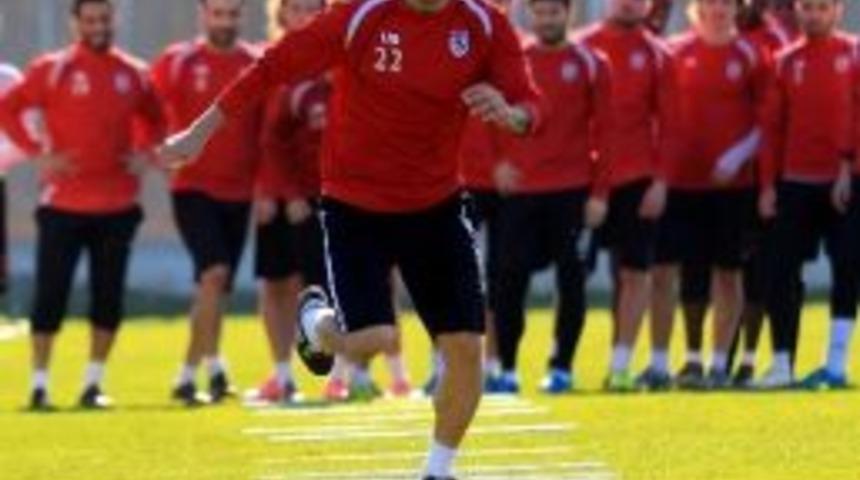 Samsunspor&rsquo;da Kaptan Musa İle Yollar Ayrıldı