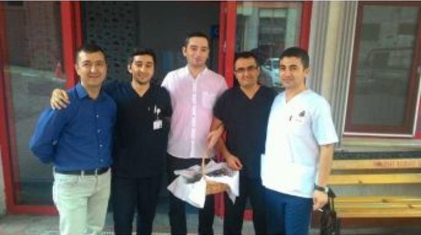 Sağlık &Ccedil;alışanlarının Bayramını Kutladılar