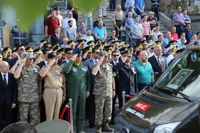 Helikopter Kazasında Hayatını Kaybeden Didem Bayhan Son Yolculuğuna Uğurlandı